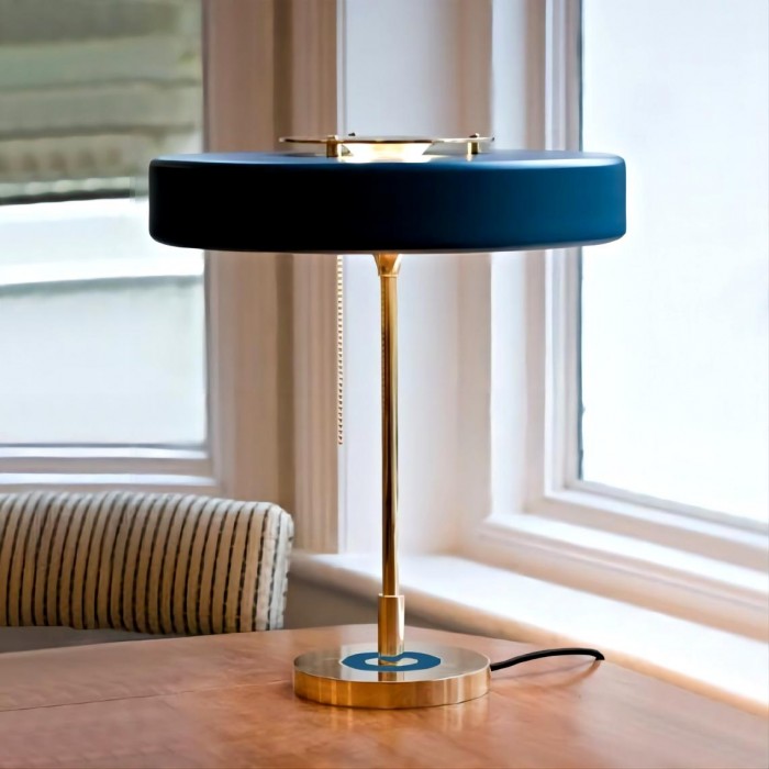 Revolve table lamp