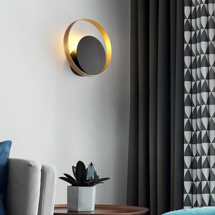 Circle wall lamp