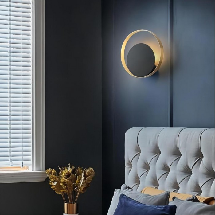Circle wall lamp