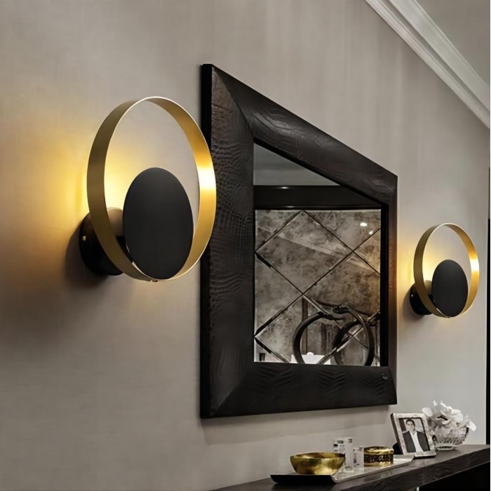 Circle wall lamp