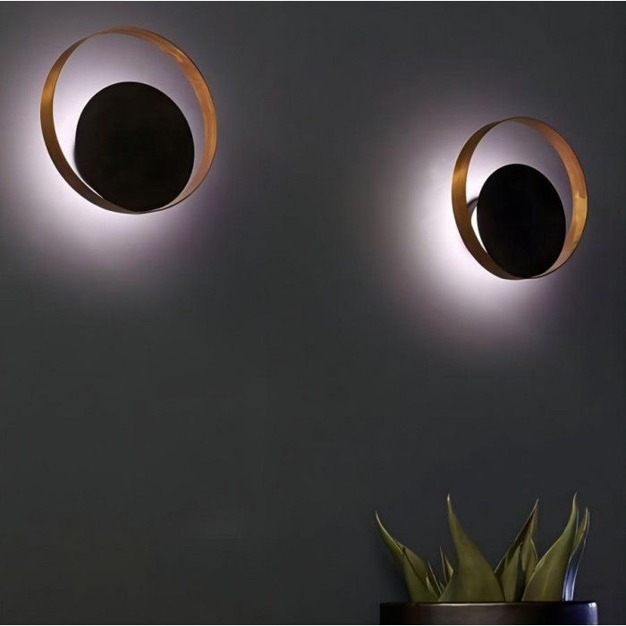 Circle wall lamp