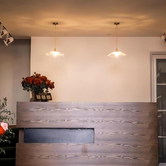 Tiffany Modern Glass Pendant Lights with Art Glass Shades for Kitchen