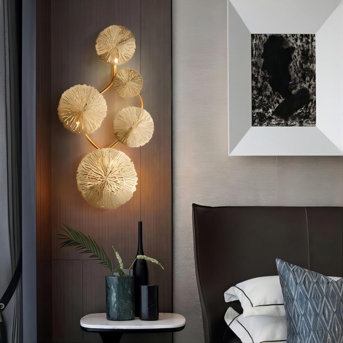 Lotus Leaf wall lamp