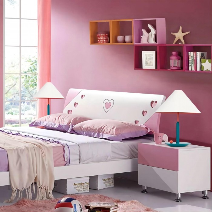 Little Eliah table lamp