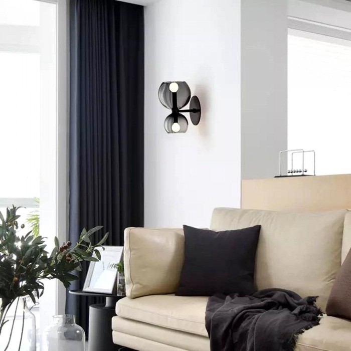 Edie and Betty wall lamp