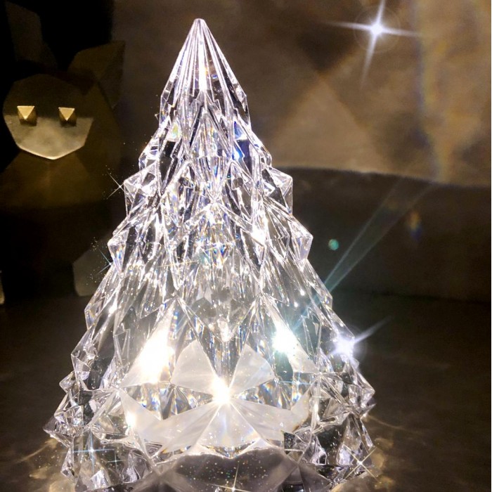 Настольная лампа с хрустальной батареей Iceberg