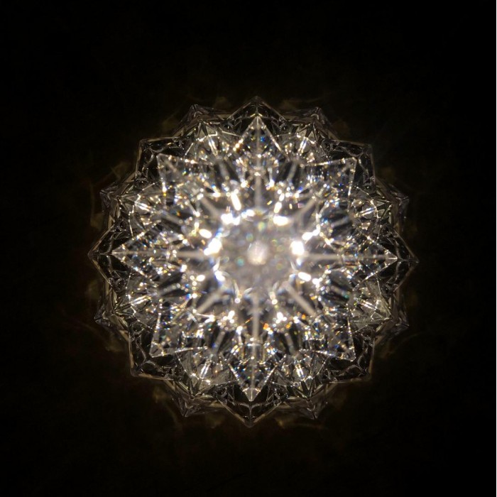 Настольная лампа с хрустальной батареей Iceberg