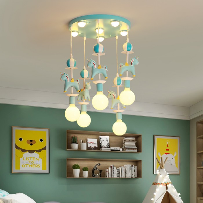 Люстра в спальню девочки