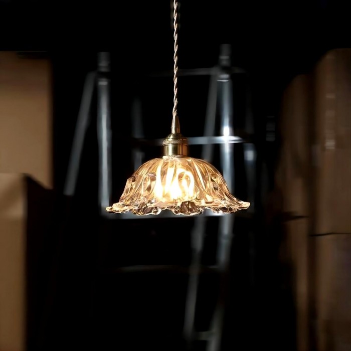 Antique Clear Ribbed Glass Pendant Light for Bedroom and Kitchen