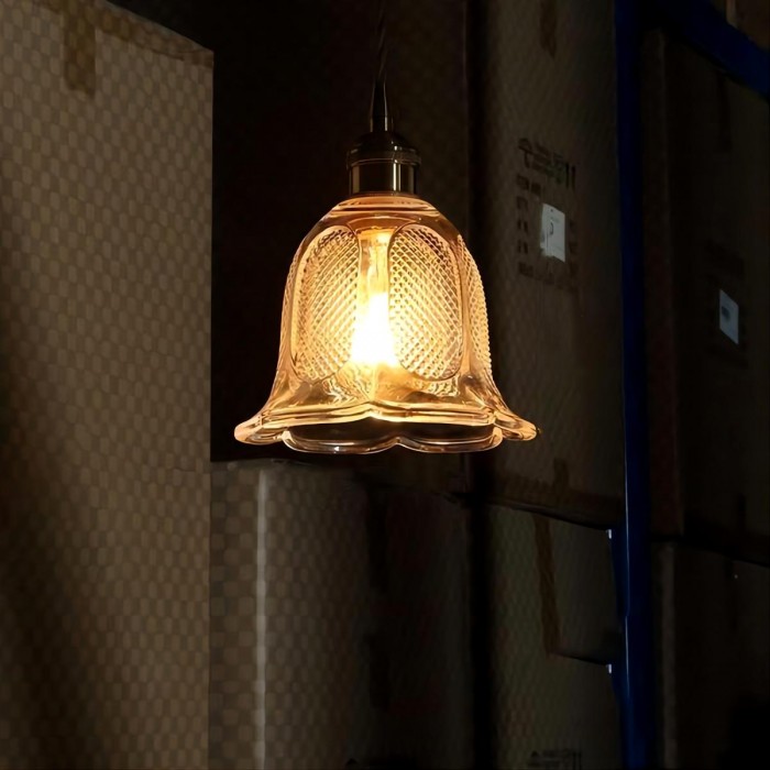 Antique Clear Ribbed Glass Pendant Light for Bedroom and Kitchen