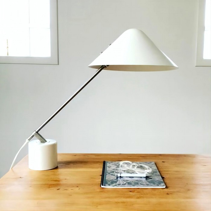Swing Table Lamp