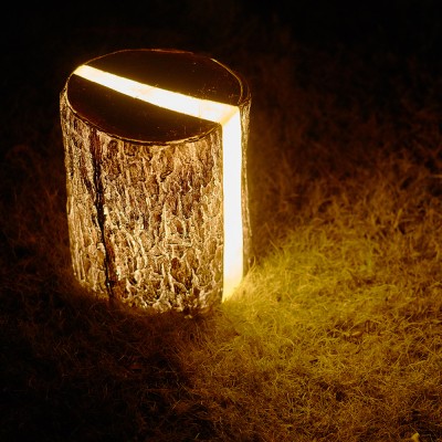 Cracked stump lamp