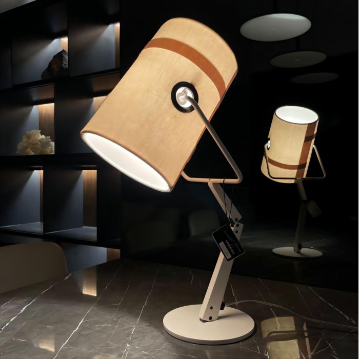 Fork table lamp