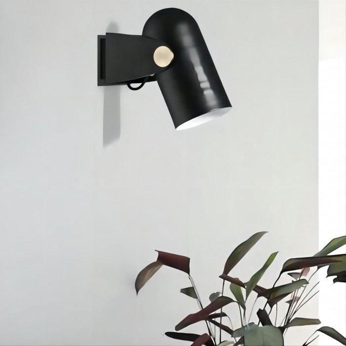 Carronade wall lamp