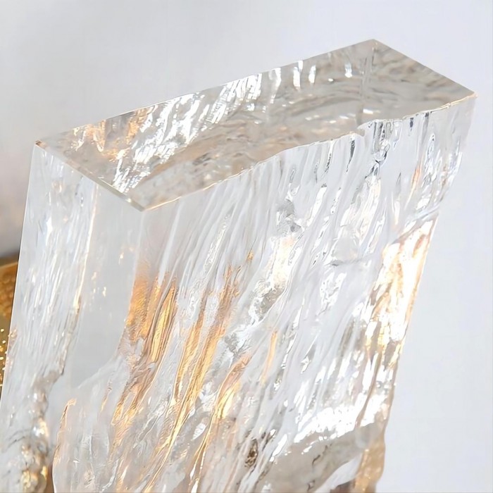 Настенный светильник из хрусталя