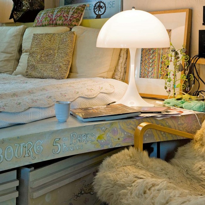 Mini Panthella Table Lamp