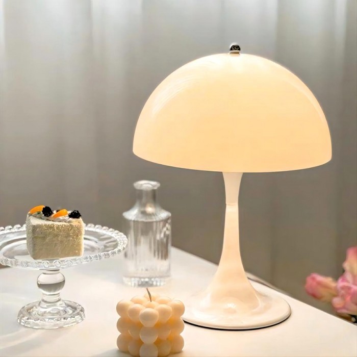 Mini Panthella Table Lamp