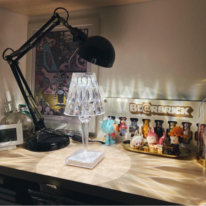 Battery LED Table Lamp