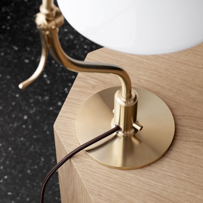 Golden PH 2/2 Table Light