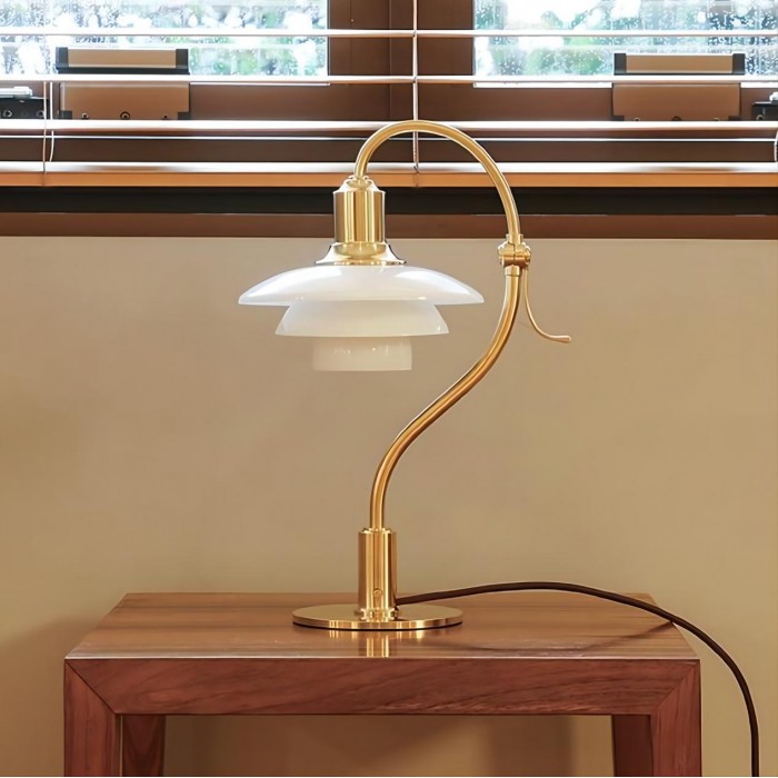 Golden PH 2/2 Table Light