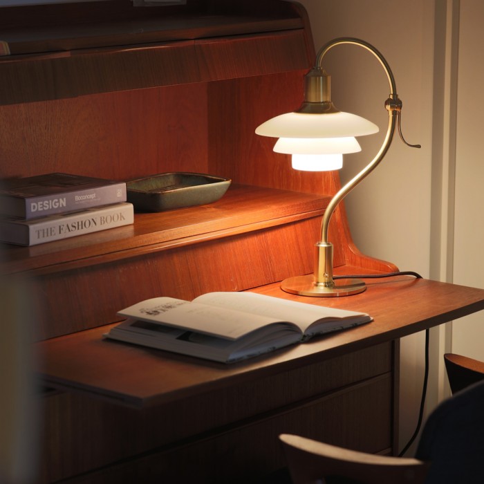 Golden PH 2/2 Table Light