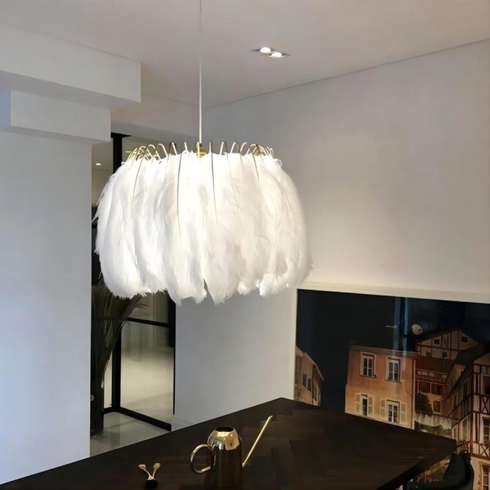 Feather pendant lamp
