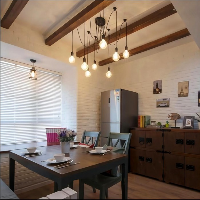 Потолочная люстра паук