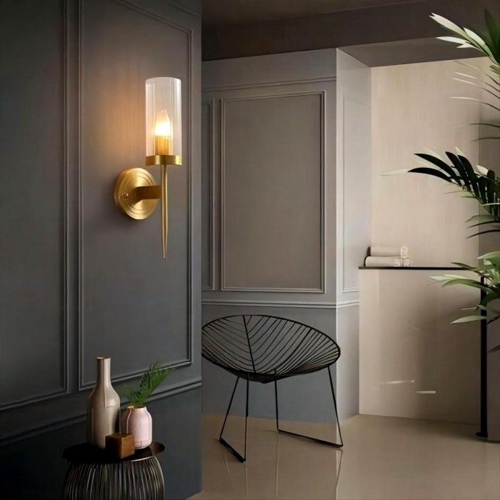 Clear glass shade wall lamp