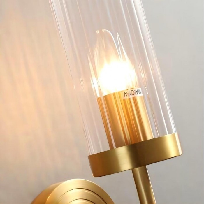 Clear glass shade wall lamp