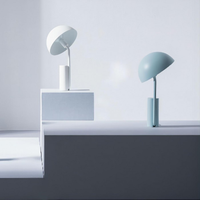 Cap table lamp