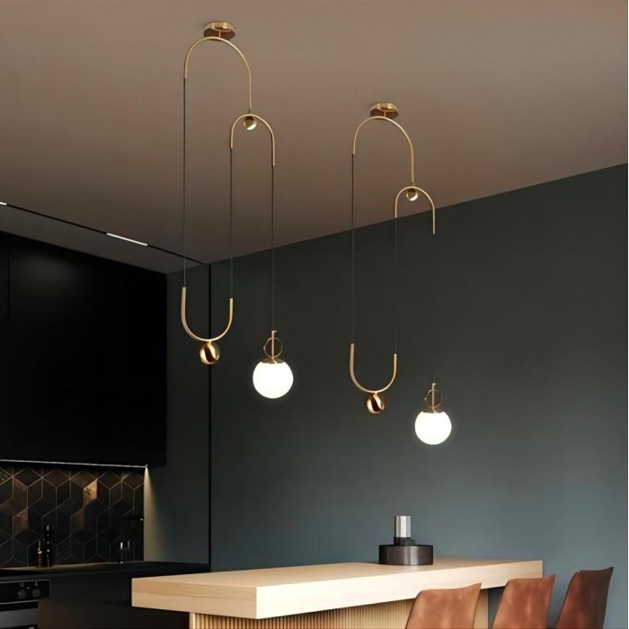 Adjustable hanging lamp