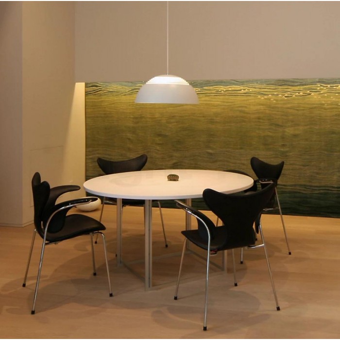 AJ Royal Pendant Light