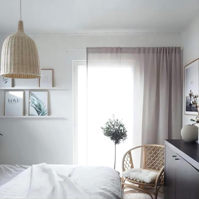 Подвесной светильник из ротанга