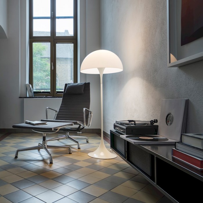 Mini Panthella Table Lamp