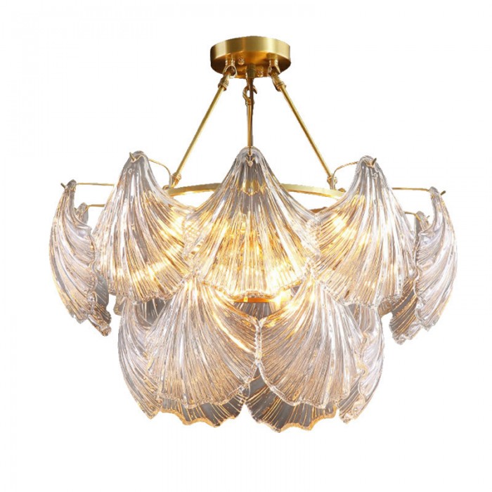 Люстра из ракушек