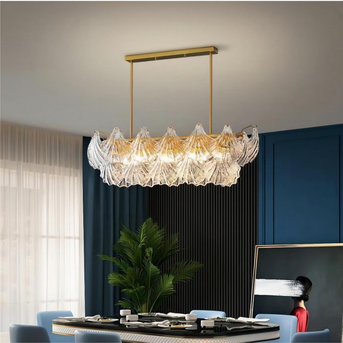 Люстра из ракушек