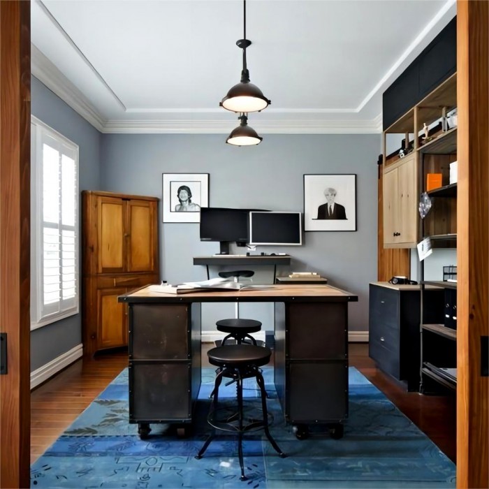 Металлический промышленный подвесной светильник