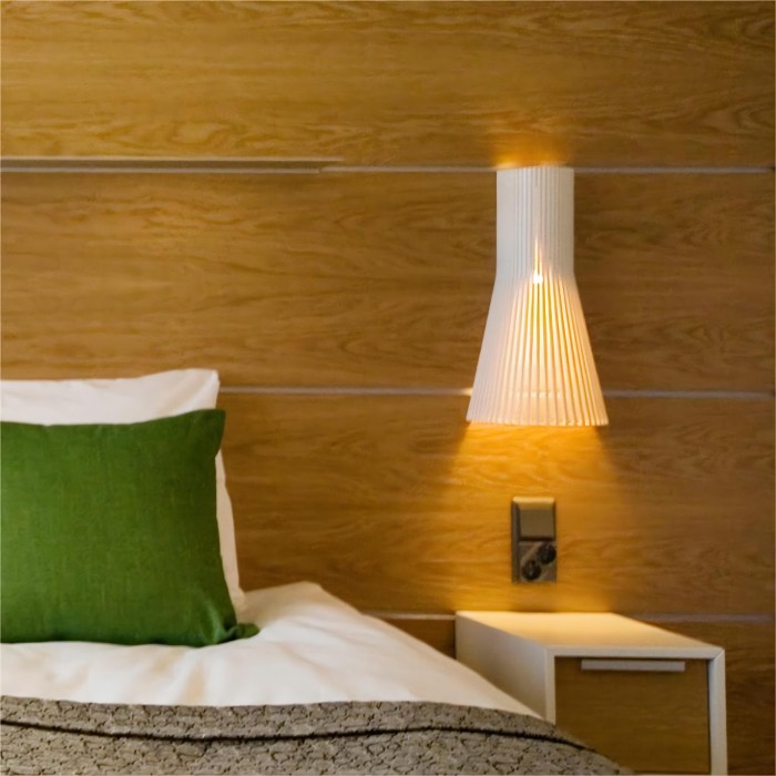 Secto Wall Light