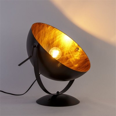 Magna Table Lamp