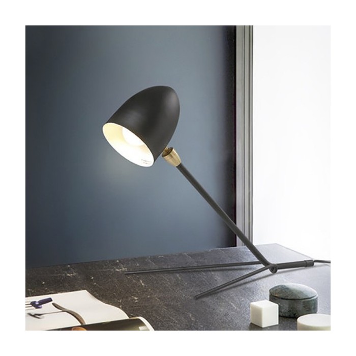 Cocotte Tripod Table Lamp