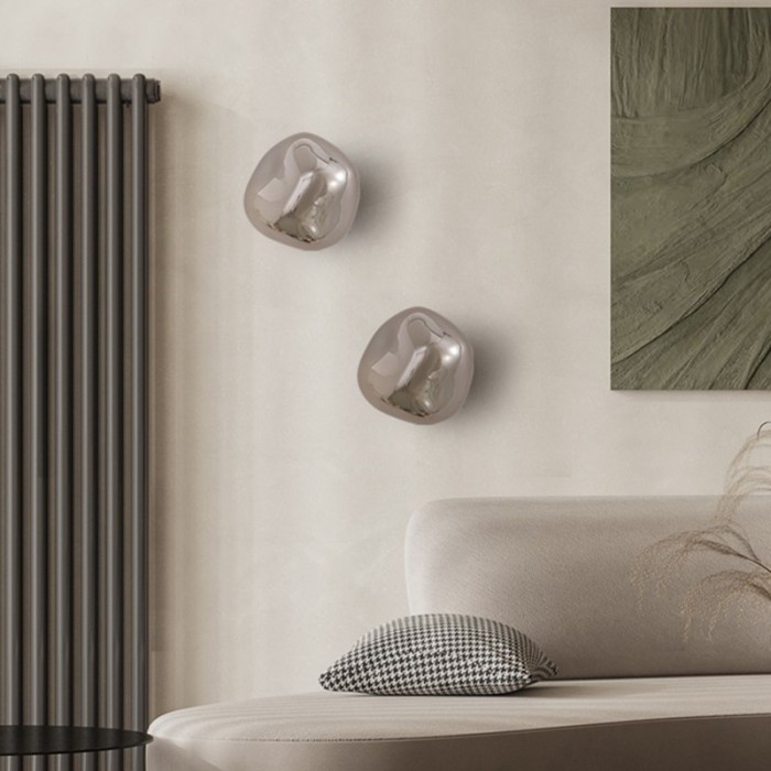 Расплавленная настенная лампа