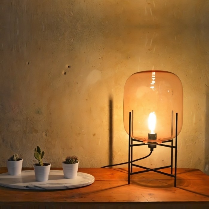 Oda Table Lamp