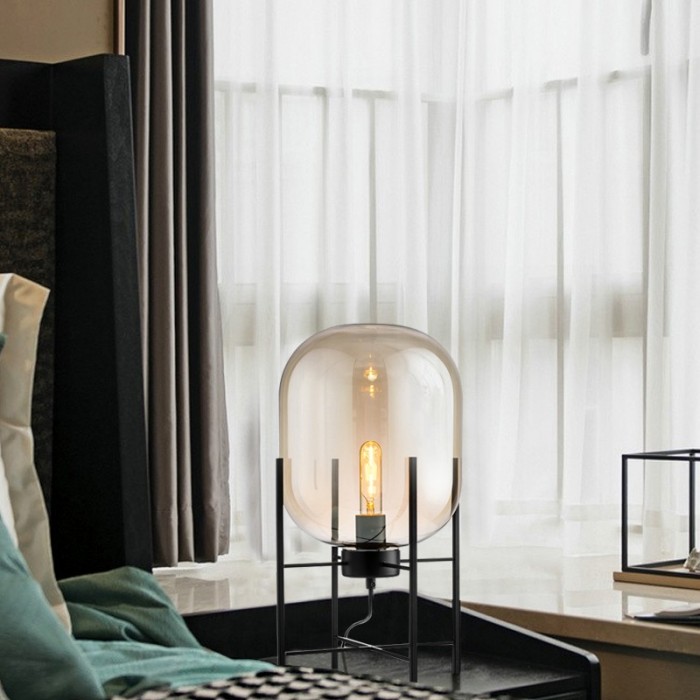 Oda table lamp