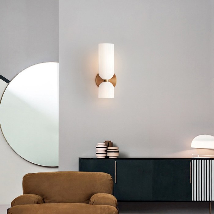 Edie and Betty wall lamp