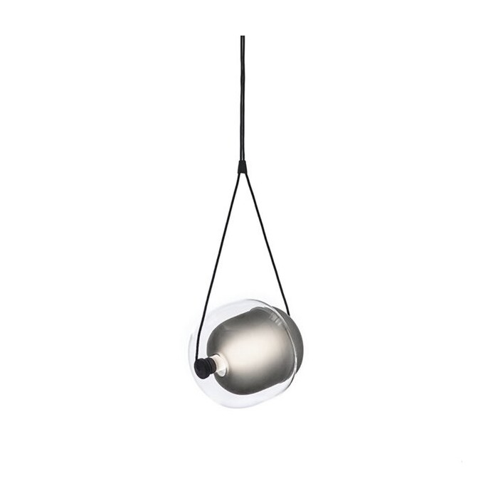 Capsula pendant lamp
