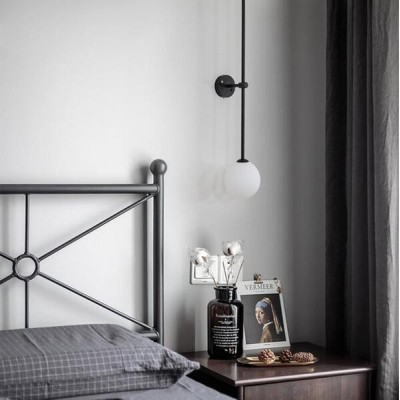 Мобильный настенный светильник