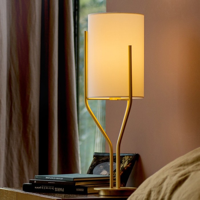 Arborescence table lamp