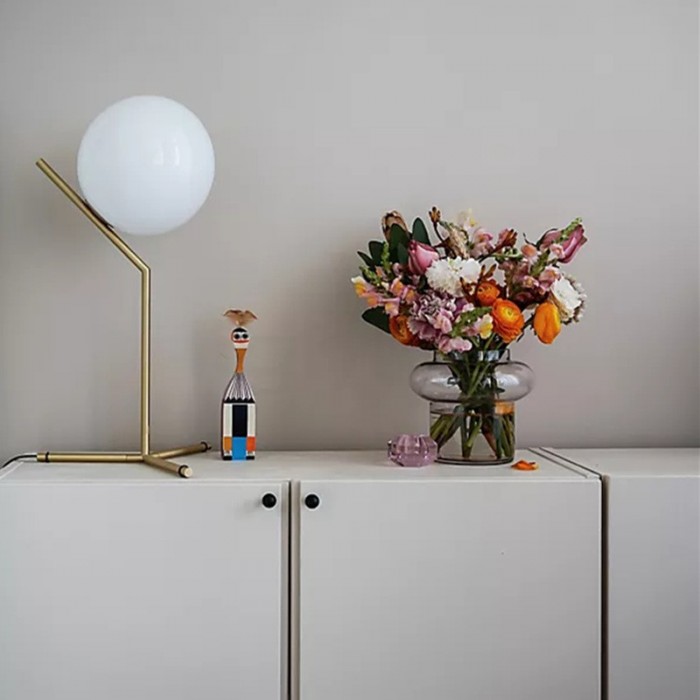 IC Lights table lamp