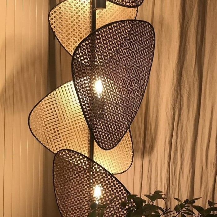 Hanging Screen Cannage Wall Lamp