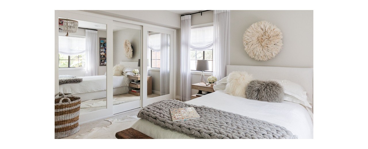 These tips for choosing a bedroom lamp ensure an ideal home